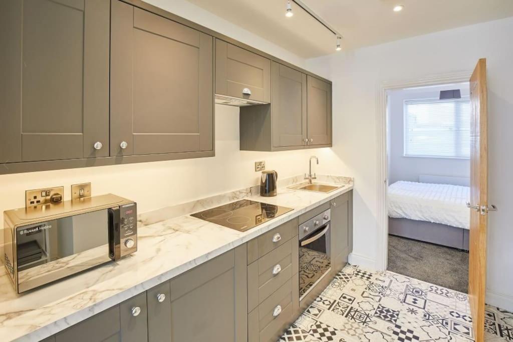 Apt 1 - Queens Court سكرابورو المظهر الخارجي الصورة